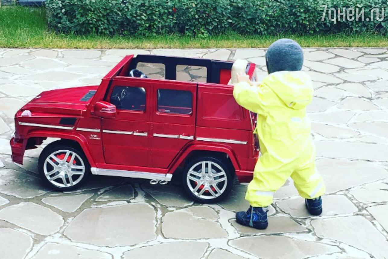 Сын Натальи Подольской и Владимира Преснякова — Артем