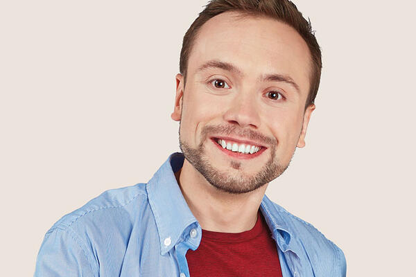 Фотогалерея. Арсений Федотов в проекте  Екатерины Рождественской  и Hyundai «Назад в будущее»