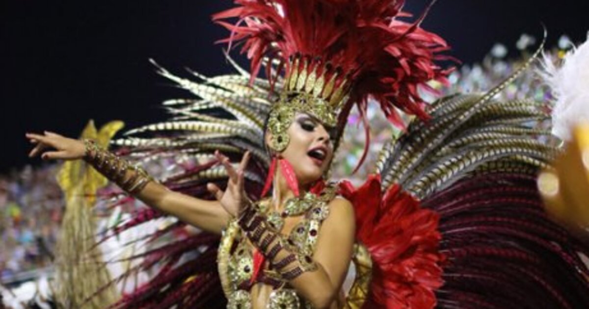 Бразильские карнавалы - украшение нарядов
