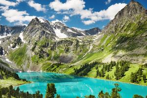 Едем смотреть «золотые горы»: как организовать самостоятельное путешествие по Горному Алтаю