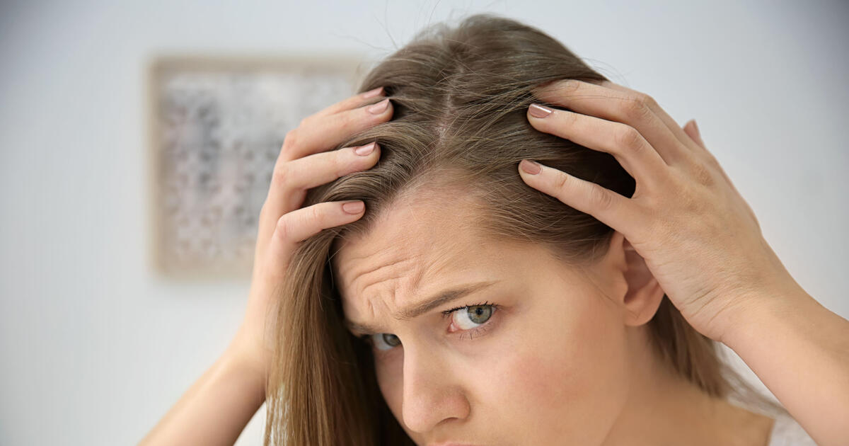 После родов выпадают волосы: надо ли беспокоиться?