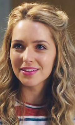   (Jessica Rothe)