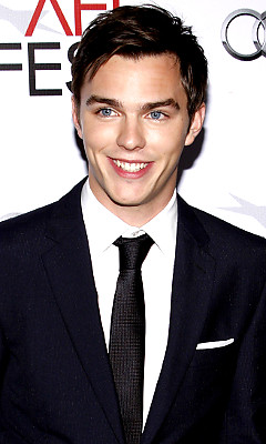   (Nicholas Hoult)